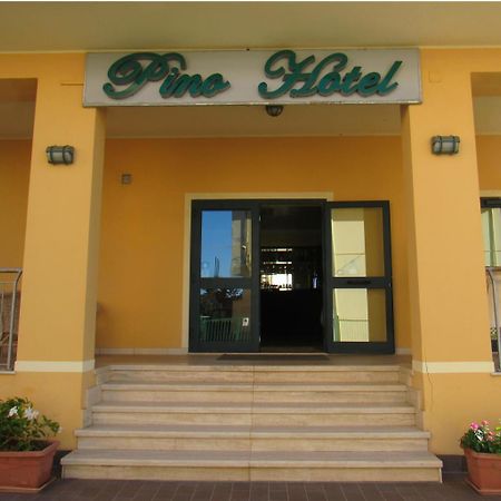 Pino Hotel Gizzeria Exterior foto